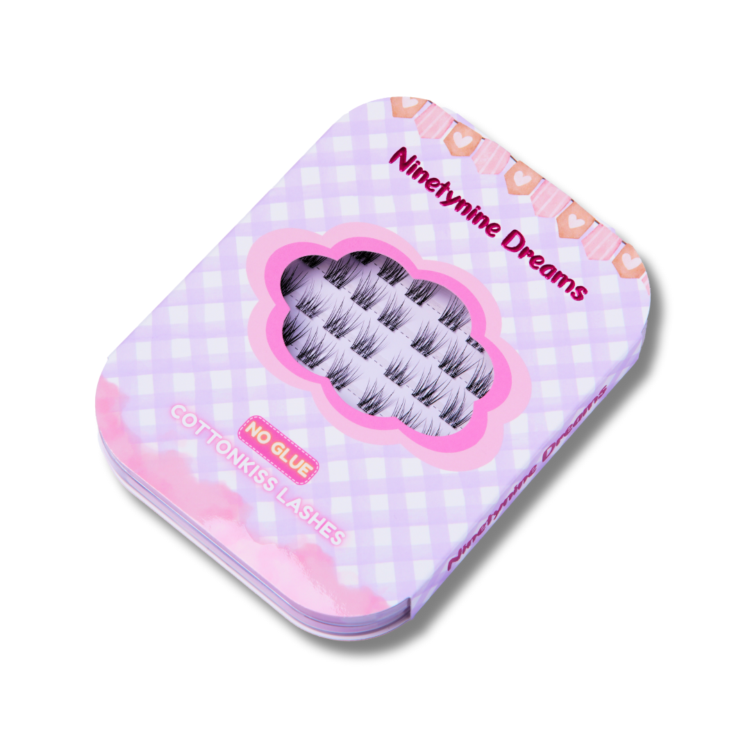 Angle view of No Glue Cottonkiss lash cluster tray