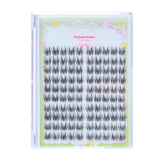 Front view of 100PCS Velvet Lashes, featuring individual, spiky, wispy lash clusters with a 3D effect and C+ curl for a dramatic, natural look