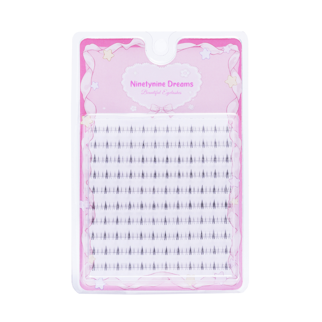 20PCs Cat Ear Lower Lashes in front view, showcasing the elegant 6-7mm C curl and natural, individual lower lash design