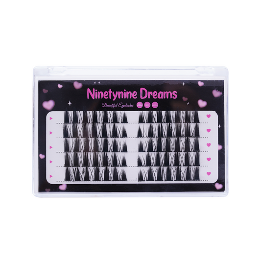 70PCs Bunny Ear Lashes, featuring a wispy and spiky design with 10-14mm length, perfect for achieving a playful and eye-catching look