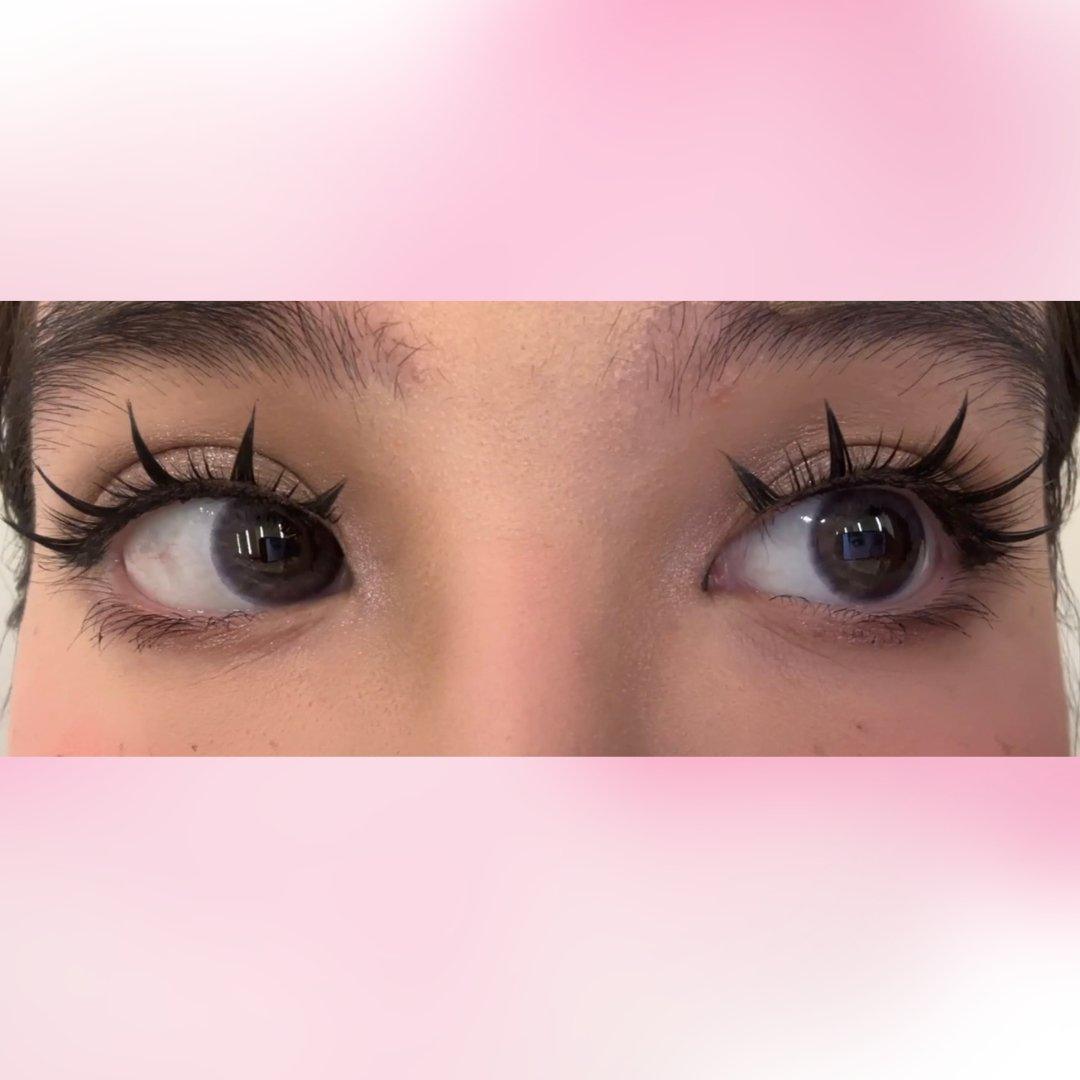 Close-up of the 5 Pairs Cat Ear Lashes, highlighting their flared, dramatic style with soft lash fibers and an eye-lifting effect